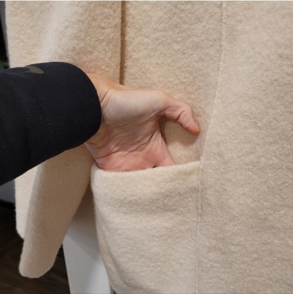 Lands' End Kids Wool Cream Button Up Coat Size 14 - Picture 3 of 7